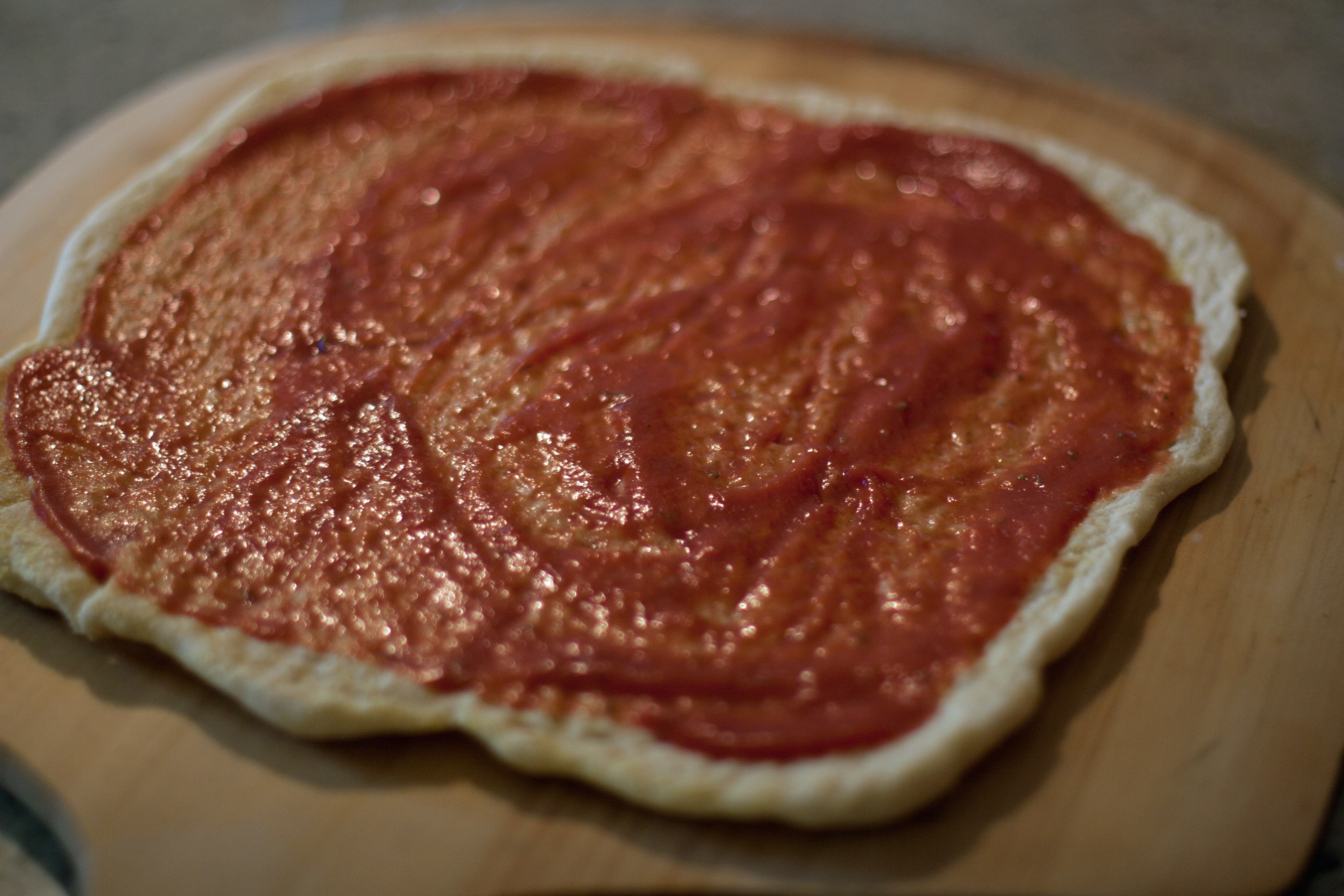 gluten free pizza with sauce